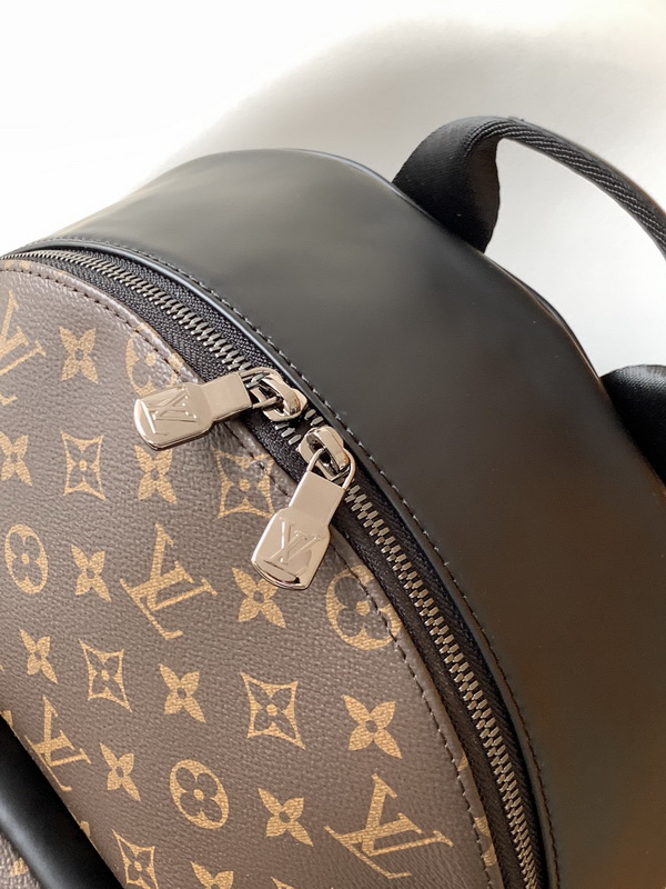 LV Backpack(AAA)-072