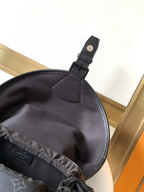 LV Backpack(AAA)-080
