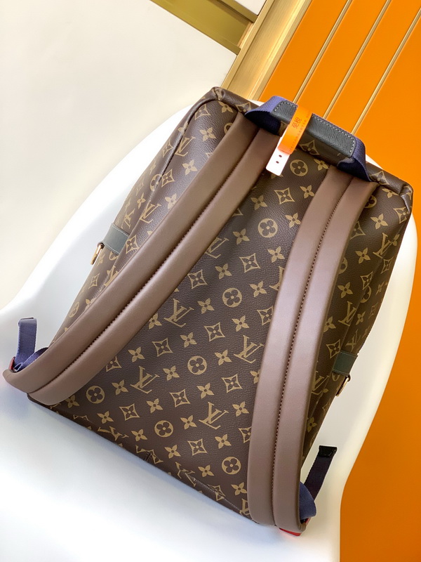 LV Backpack(AAA)-083