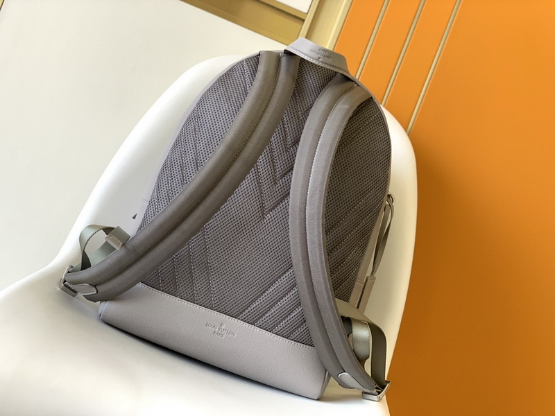 LV Backpack(AAA)-086