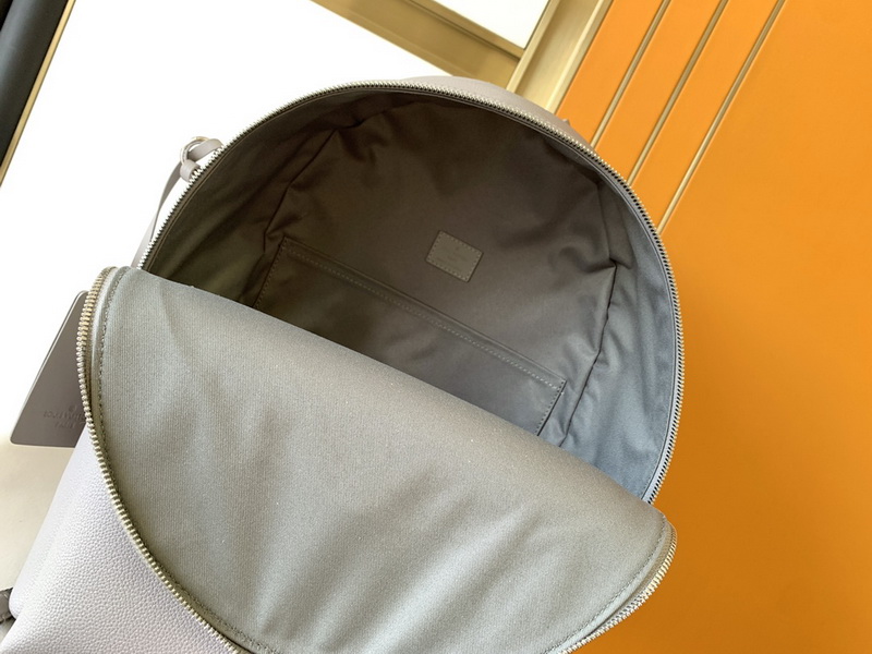 LV Backpack(AAA)-086