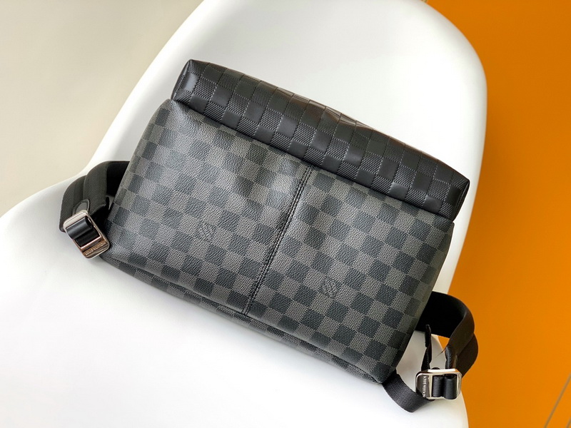 LV Backpack(AAA)-087