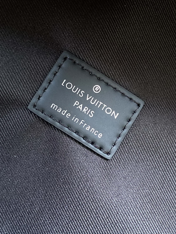 LV Backpack(AAA)-092