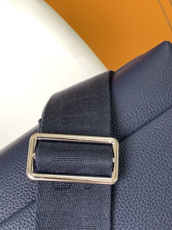LV Handbags AAAA(Men)-161