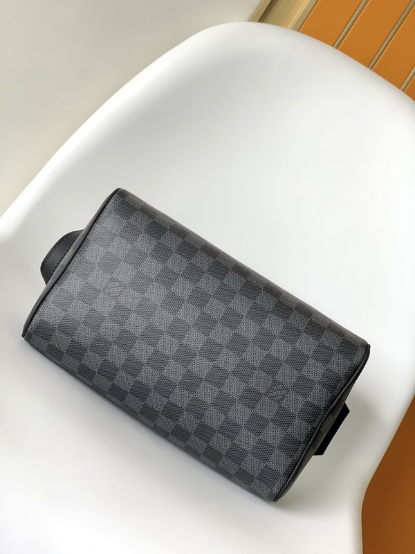 LV Handbags AAAA(Men)-166
