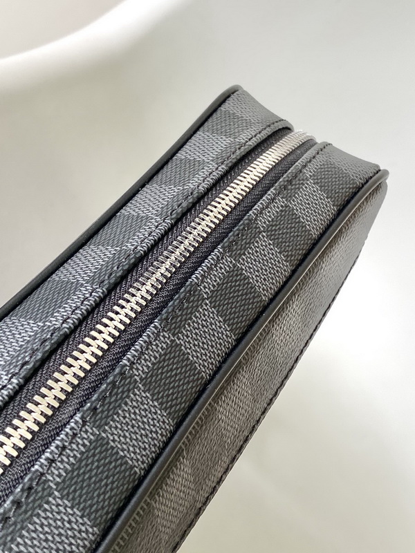 LV Handbags AAAA(Men)-168