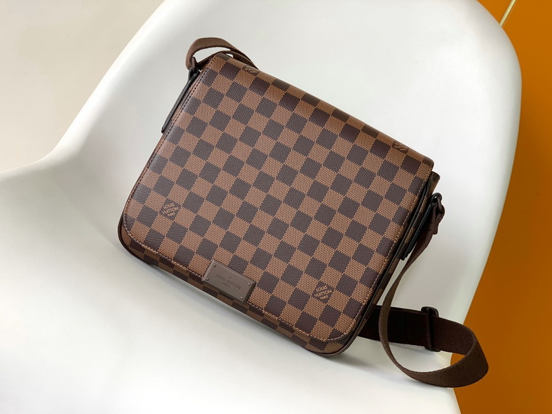 LV Handbags AAAA(Men)-179