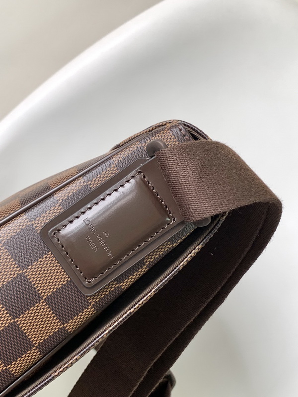 LV Handbags AAAA(Men)-179