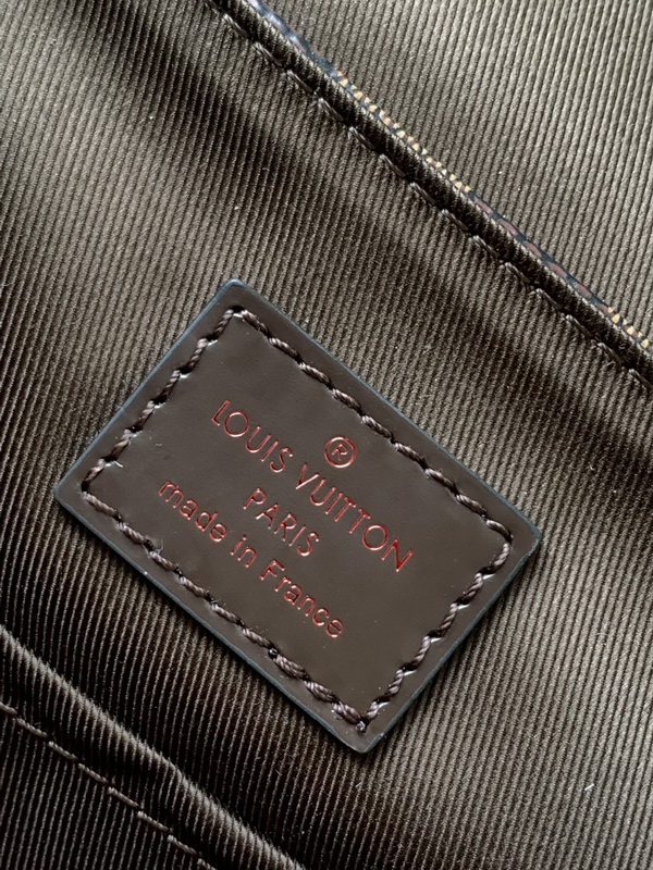 LV Handbags AAAA(Men)-179