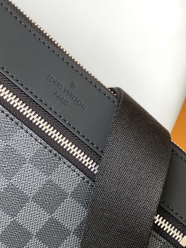 LV Handbags AAAA(Men)-194