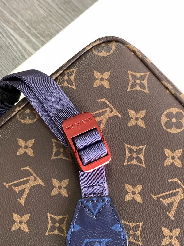 LV Handbags AAAA(Men)-195