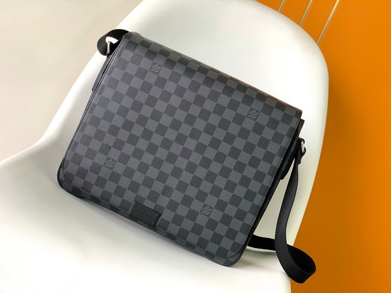 LV Handbags AAAA(Men)-199