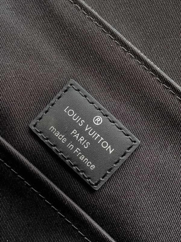 LV Handbags AAAA(Men)-204