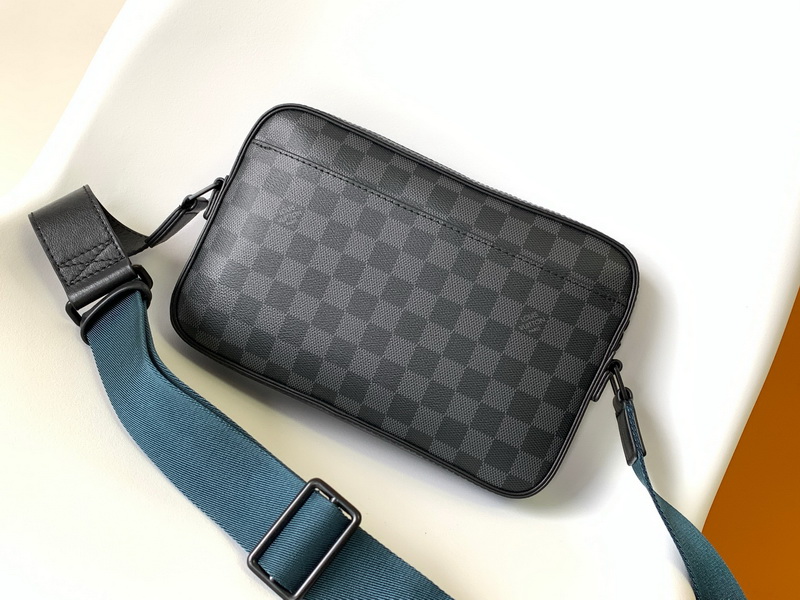 LV Handbags AAA(Men)-209