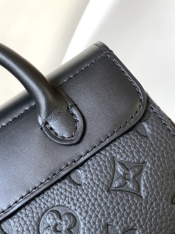 LV Handbags AAA(Men)-223