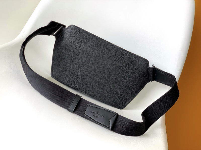 LV Handbags AAA(Men)-225
