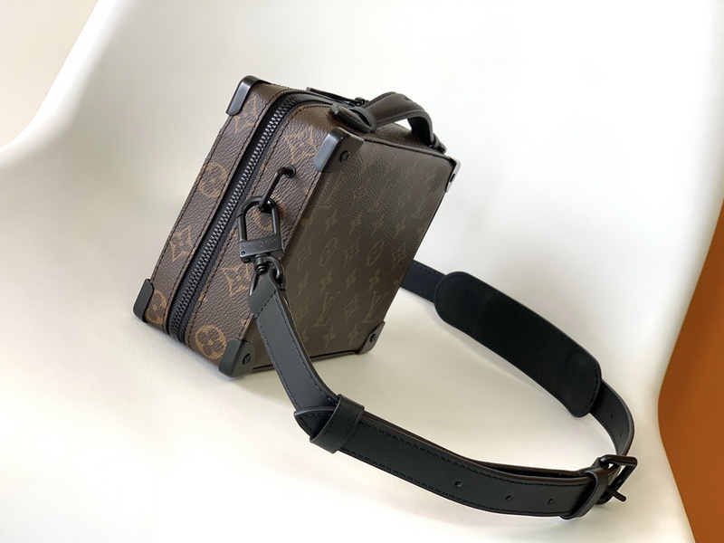 LV Handbags AAA(Men)-238