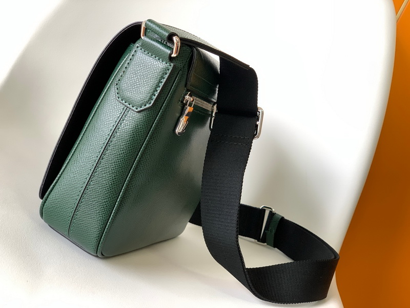 LV Handbags AAA(Men)-251
