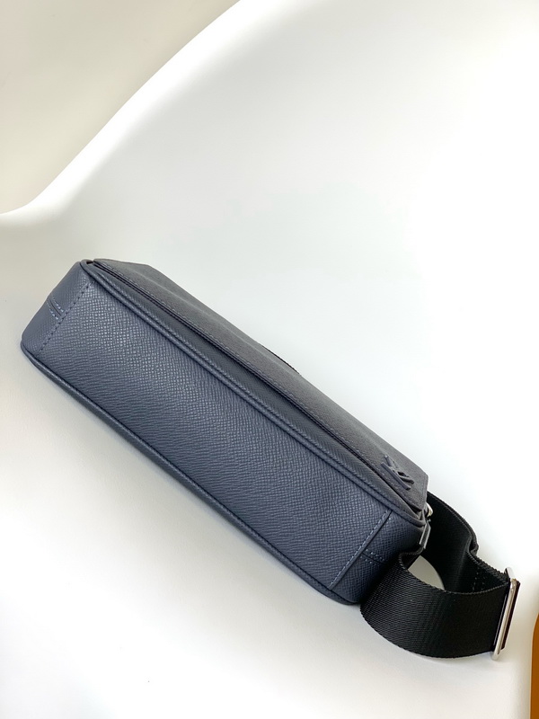 LV Handbags AAA(Men)-253