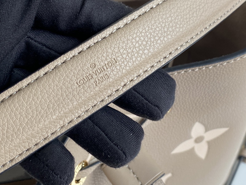 LV Handbags AAA(Women)-1025