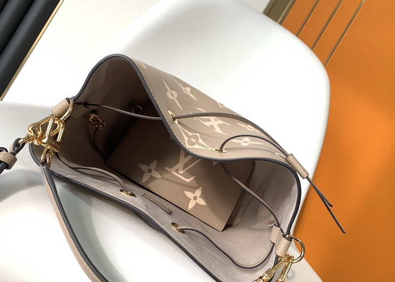 LV Handbags AAA(Women)-1026