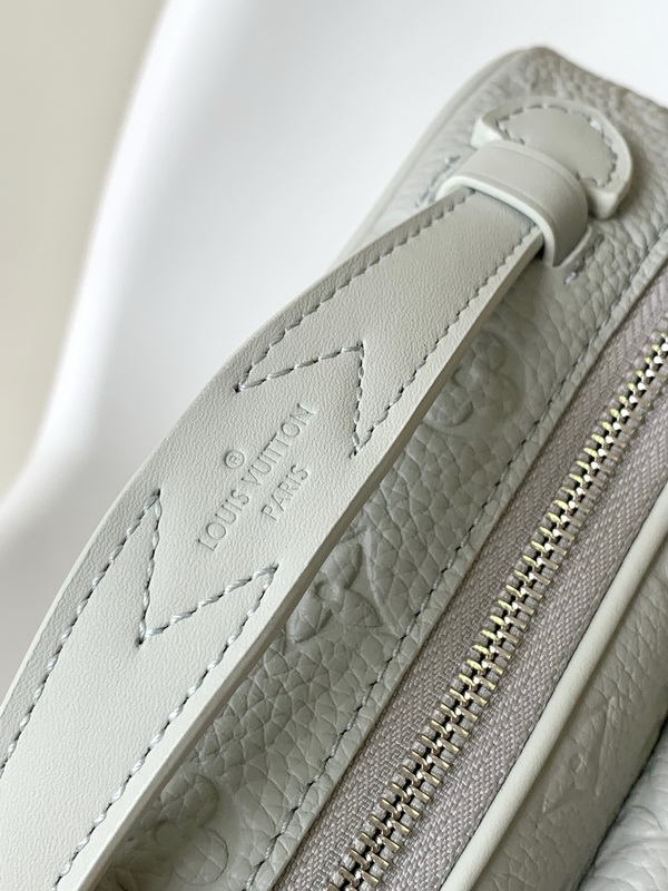 LV Handbags AAA(Women)-1062
