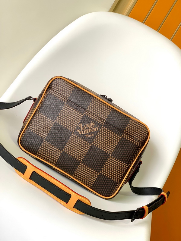 LV Handbags AAA(Women)-602