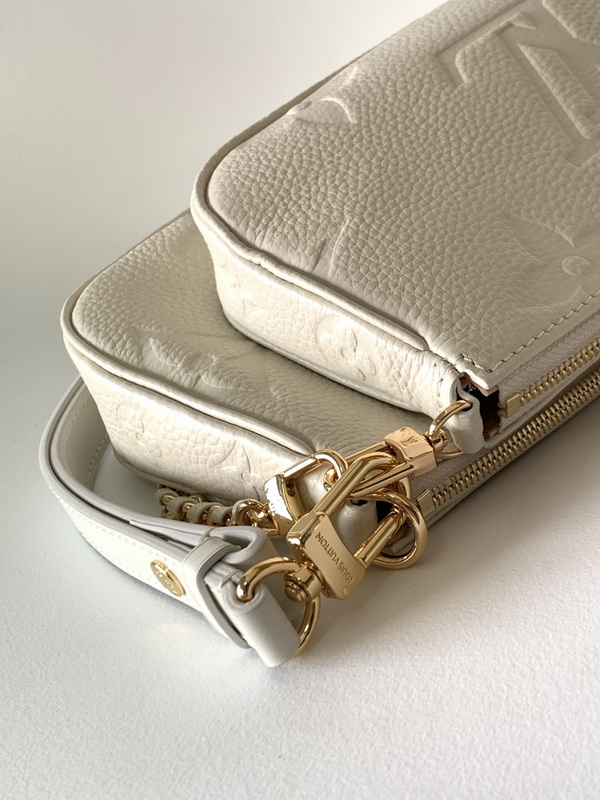 LV Handbags AAA(Women)-608