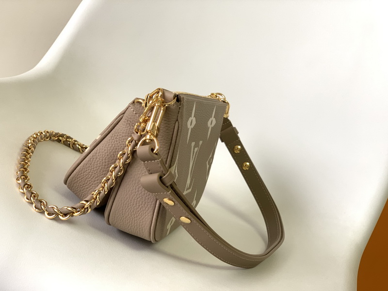 LV Handbags AAA(Women)-611