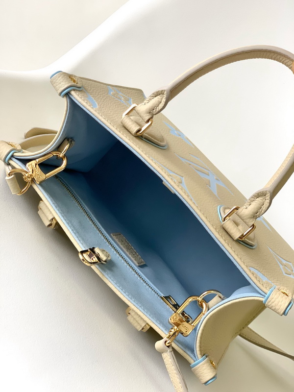 LV Handbags AAA(Women)-621