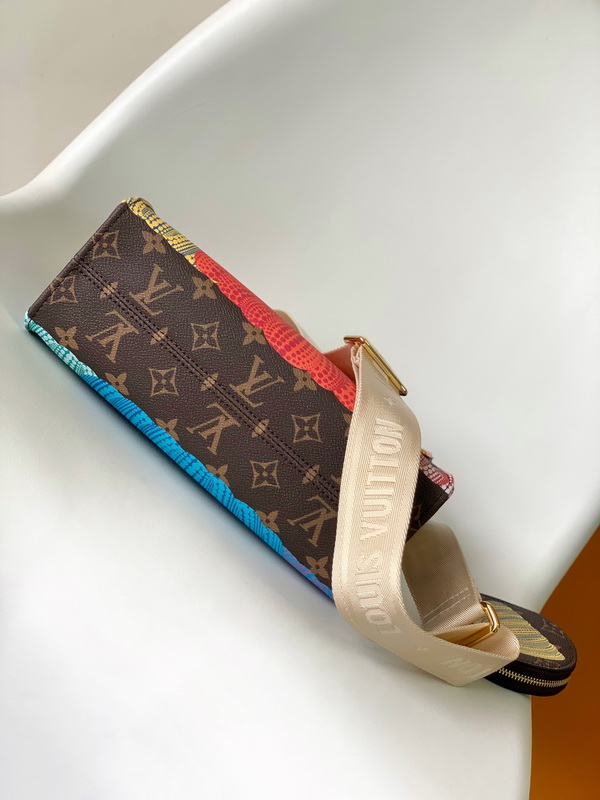 LV Handbags AAA(Women)-640