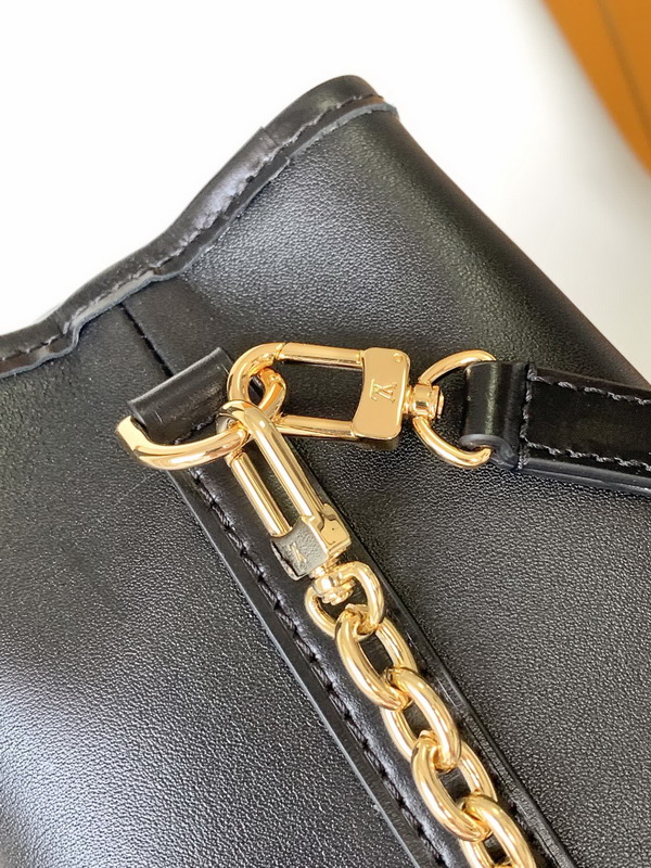 LV Handbags AAA(Women)-670