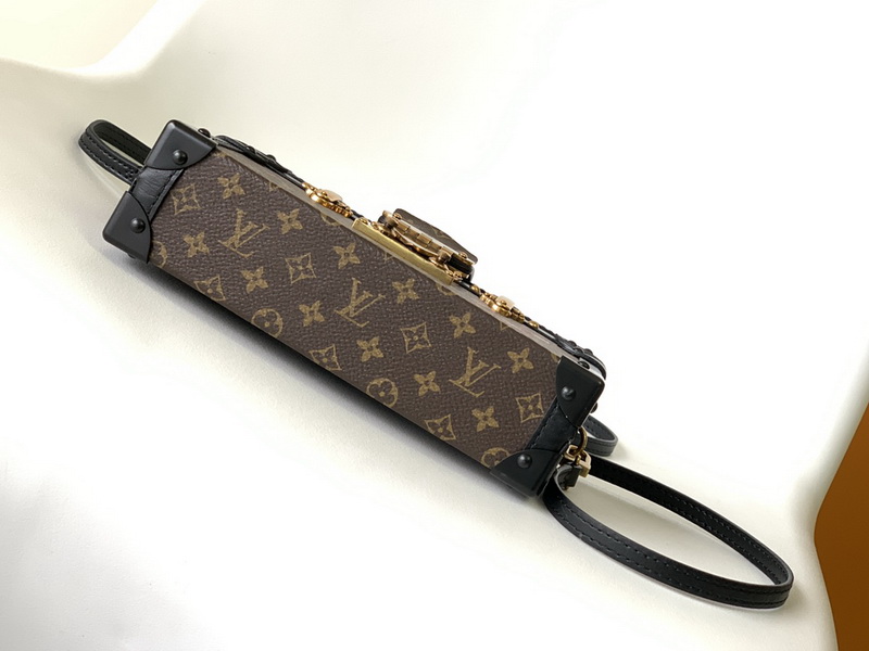 LV Handbags AAA(Women)-676