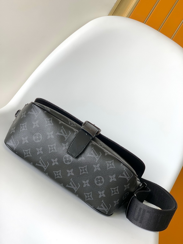 LV Handbags AAA(Women)-677