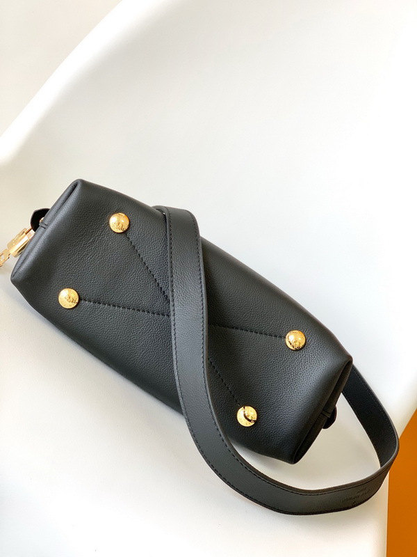 LV Handbags AAA(Women)-680