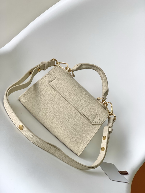 LV Handbags AAA(Women)-697