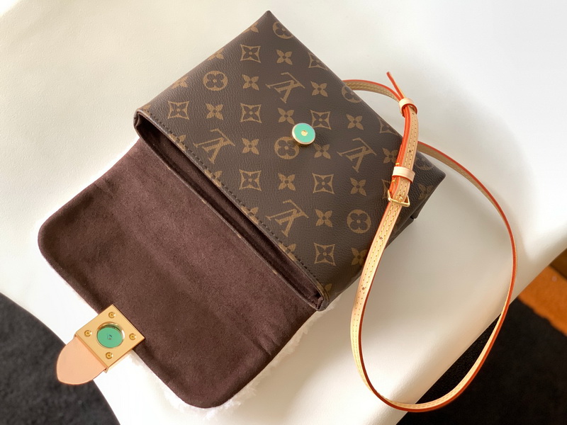 LV Handbags AAA(Women)-704
