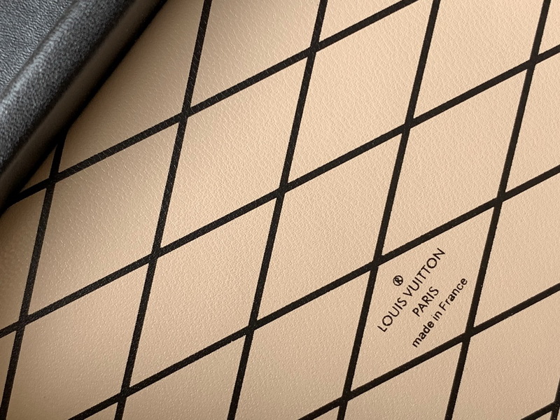 LV Handbags AAA(Women)-802