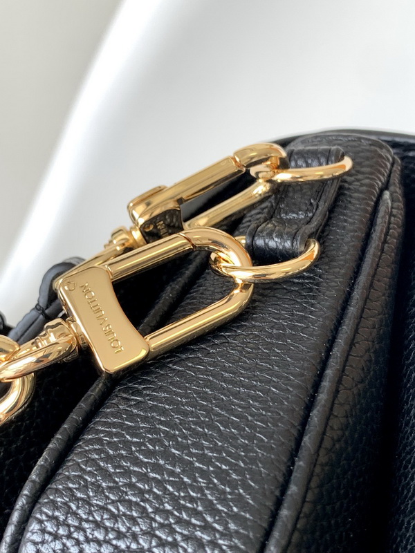 LV Handbags AAA(Women)-823