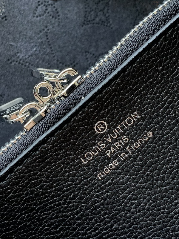 LV Handbags AAA(Women)-825