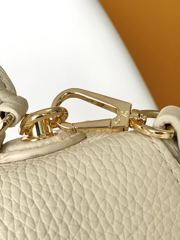 LV Handbags AAA(Women)-833