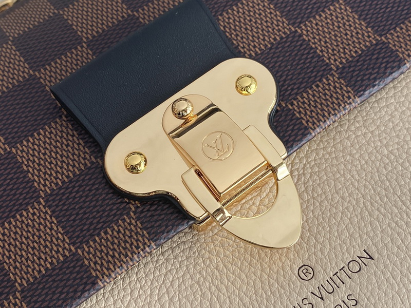 LV Handbags AAA(Women)-836