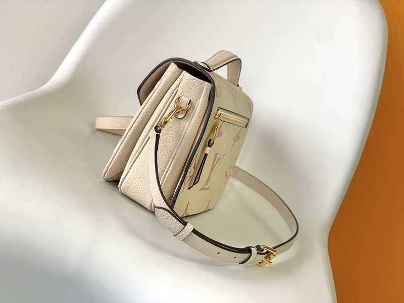 LV Handbags AAA(Women)-839