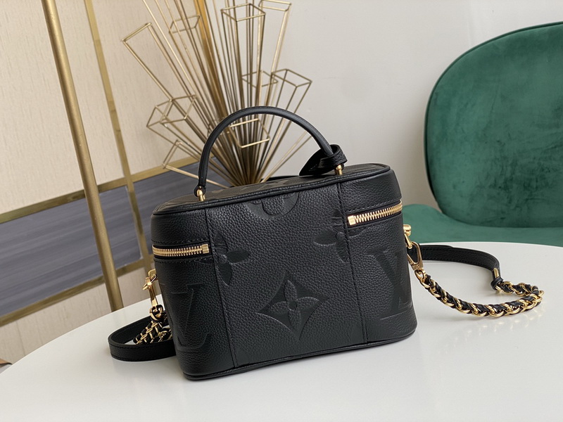 LV Handbags AAA(Women)-842