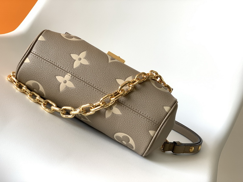 LV Handbags AAA(Women)-943