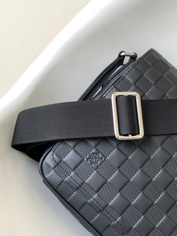LV Handbags AAA(Men)-272