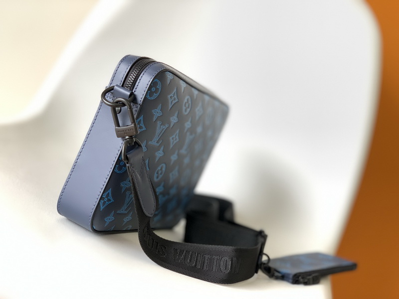 LV Handbags AAA(Men)-275