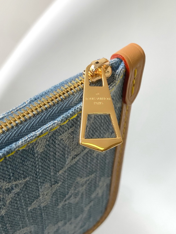 LV Handbags AAA(Women)-1640