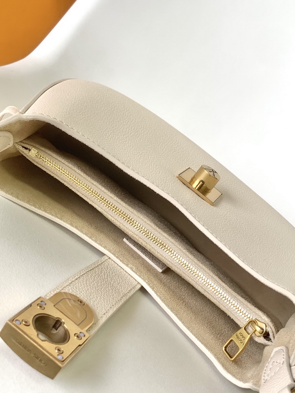 LV Handbags AAA(Women)-1684