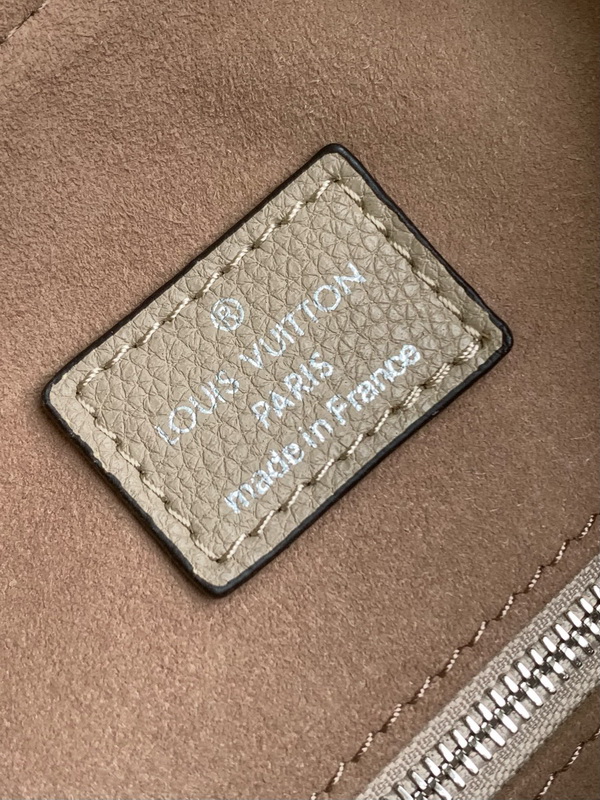 LV Handbags AAA(Women)-1800